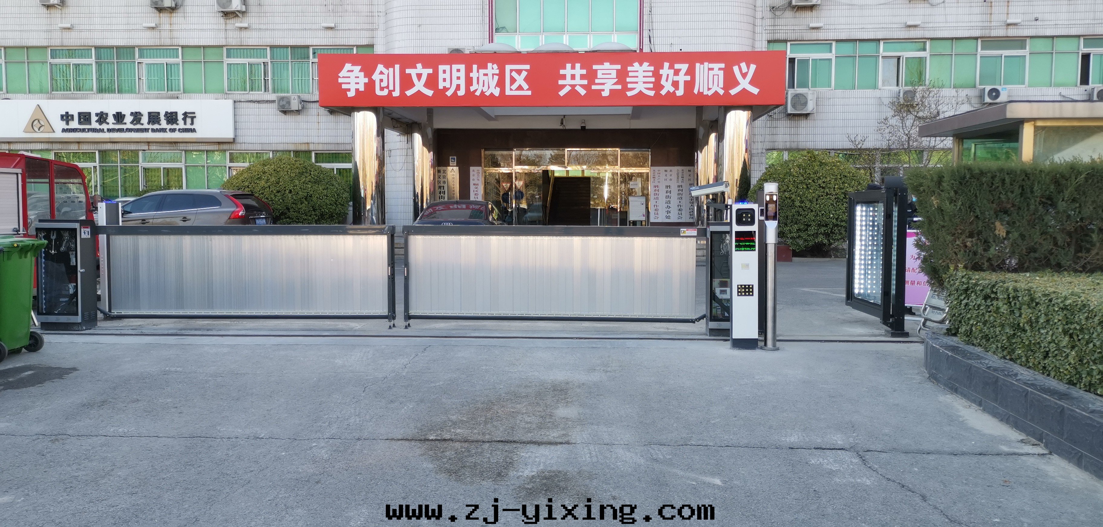 图(tú)片(piàn)關(guān)鍵词(cí)