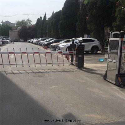 昆明(míng)湖(hú)一(yī)号(hào)院(yuàn)